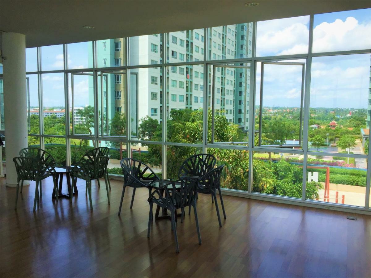 Cosy Lumpini Beachfront One Bedroom Jomtein Джомтьен Экстерьер фото